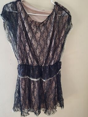 Toska Dress Size M